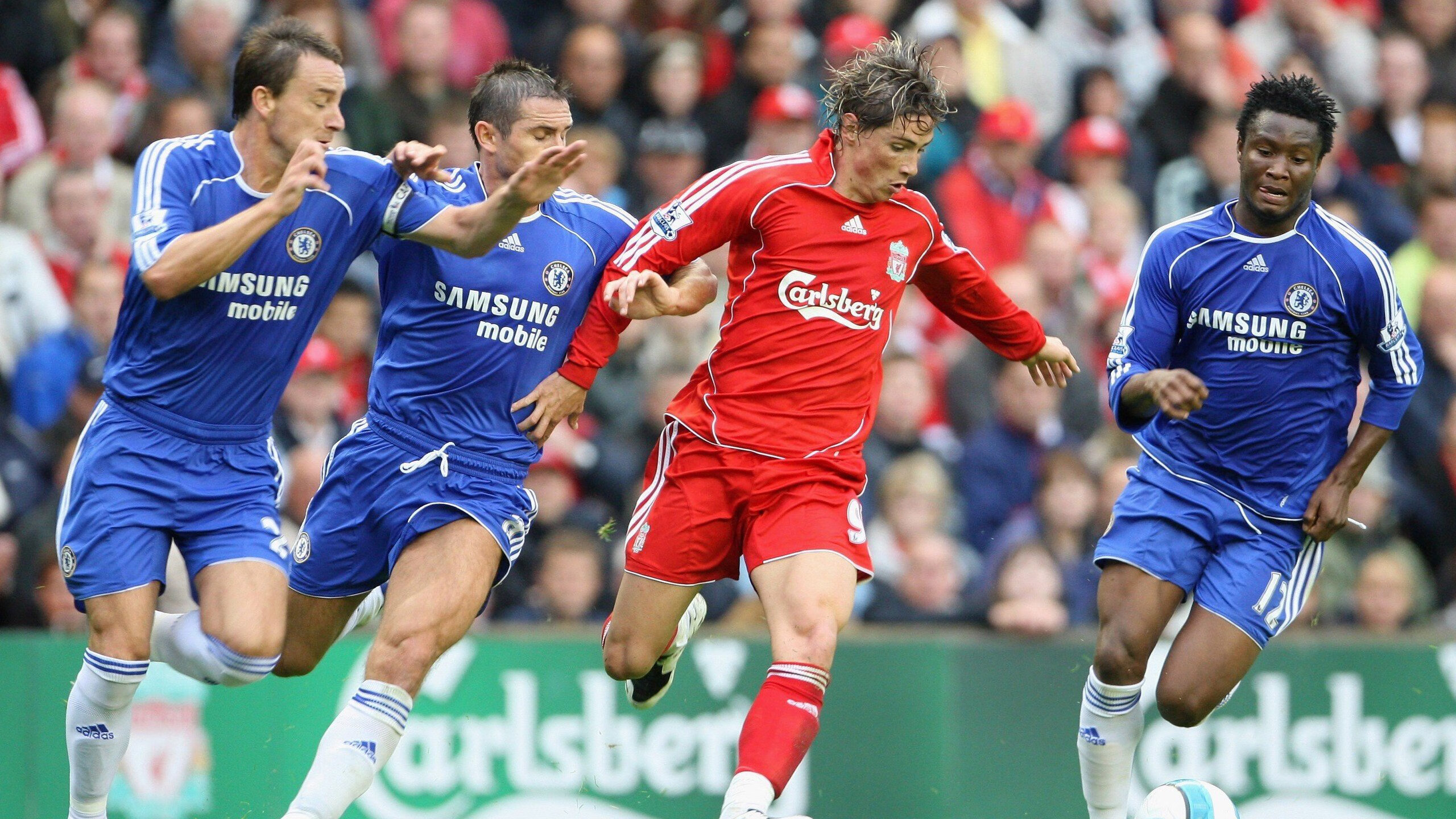 天价转会引爆足坛！巴黎圣日耳曼2.5亿欧元签下超级新星，创历史新高