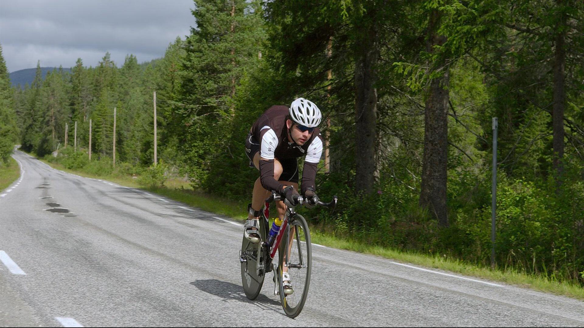 纳达尔强势回归红土赛场,法网前景引热议